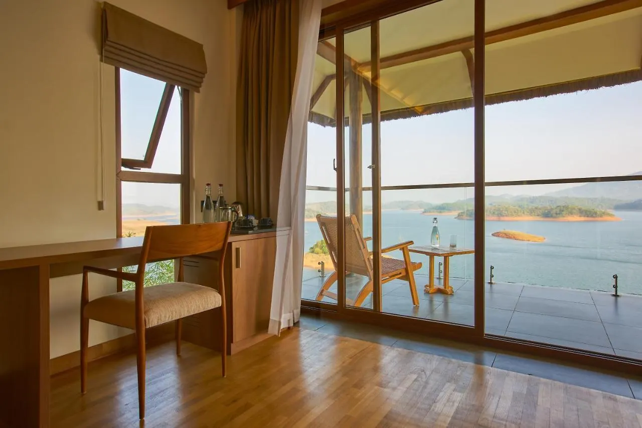 Luxury tent Mountain Shadows Resort Wayanad