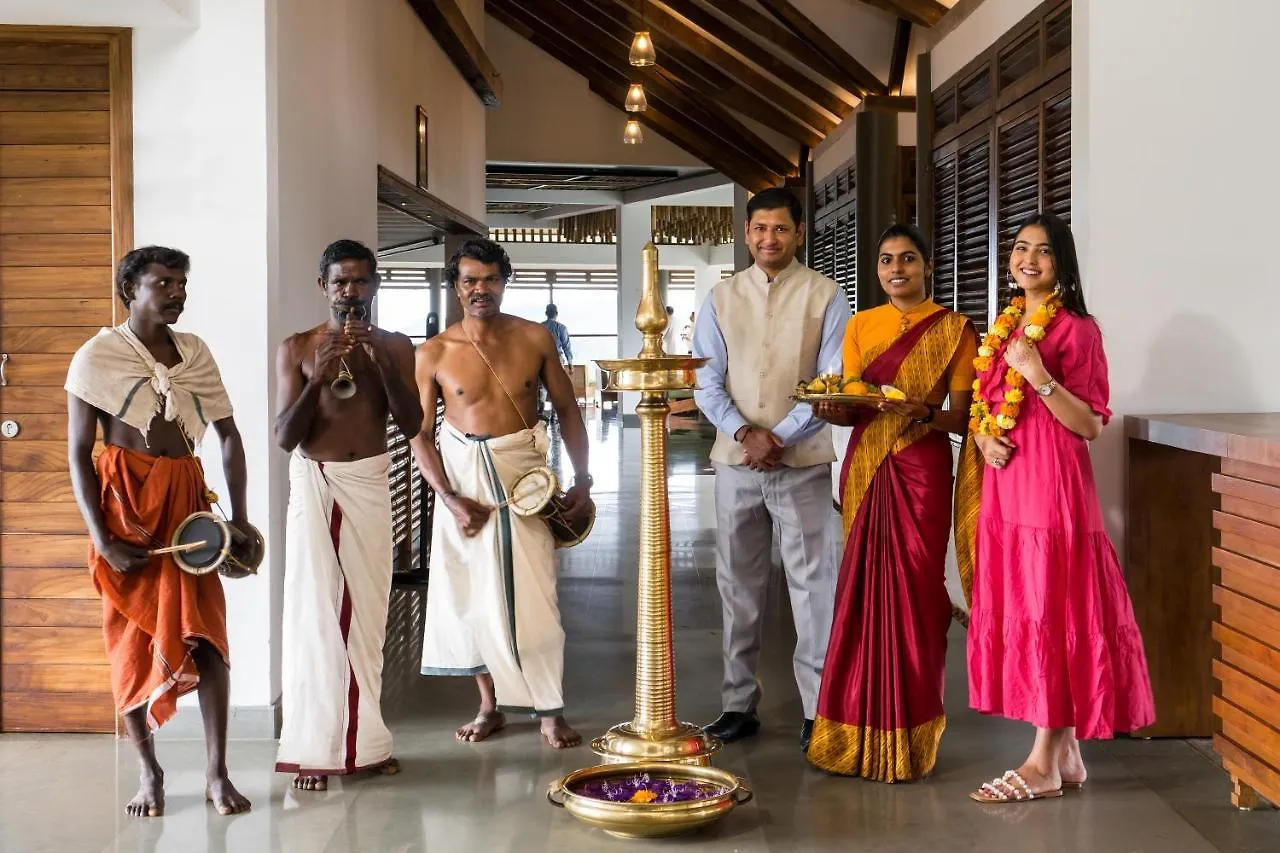 ***** Luxury tent Mountain Shadows Resort Wayanad India